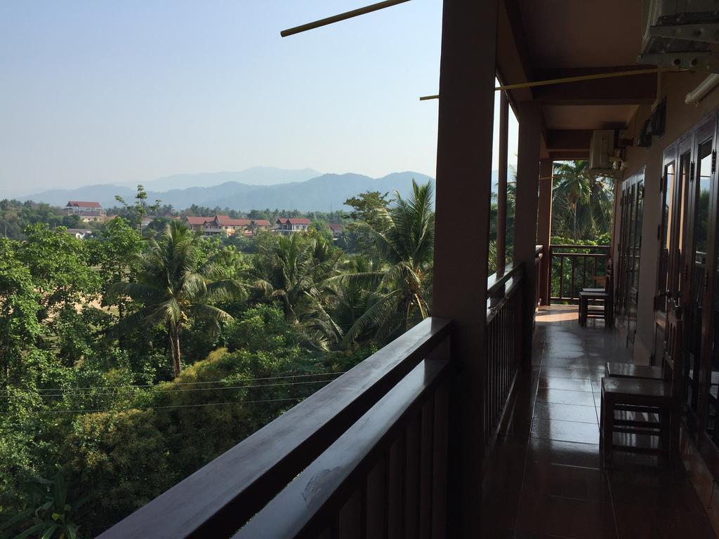 Happy River View Hotel Vang Vieng Exterior foto