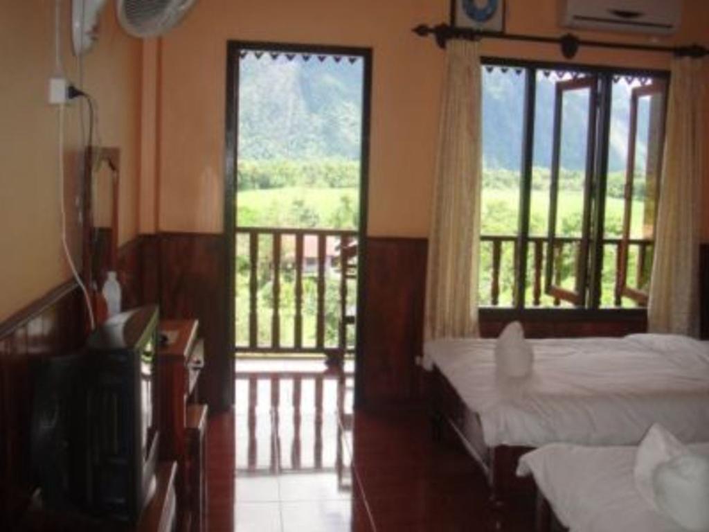 Happy River View Hotel Vang Vieng Exterior foto